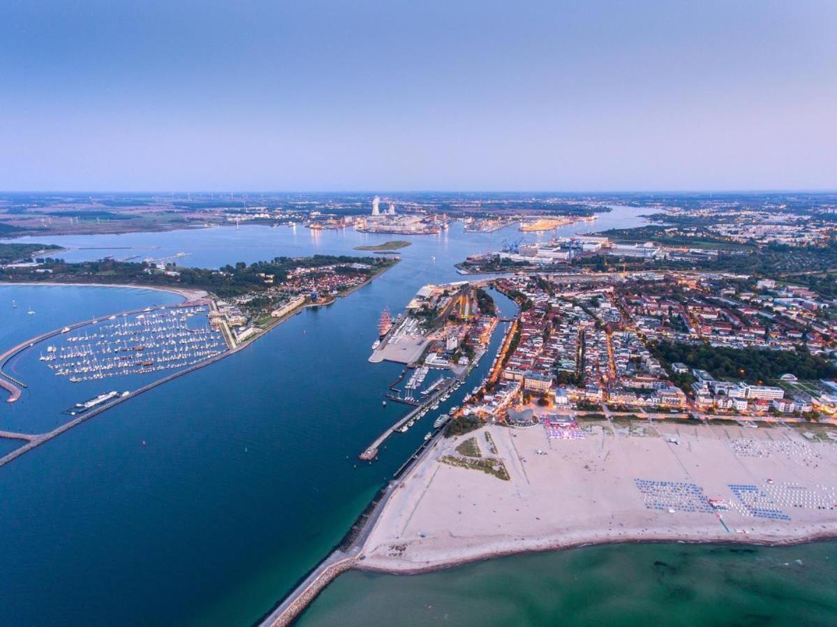 Haus Jantzen/Arkona Appartement Rostock Buitenkant foto