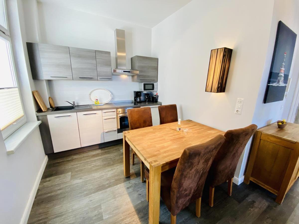 Haus Jantzen/Arkona Appartement Rostock Buitenkant foto
